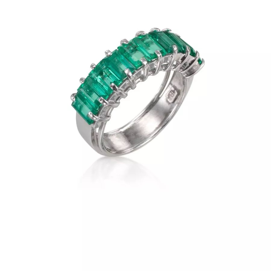 Anillo de oro blanco con esmeraldas - imagen 1