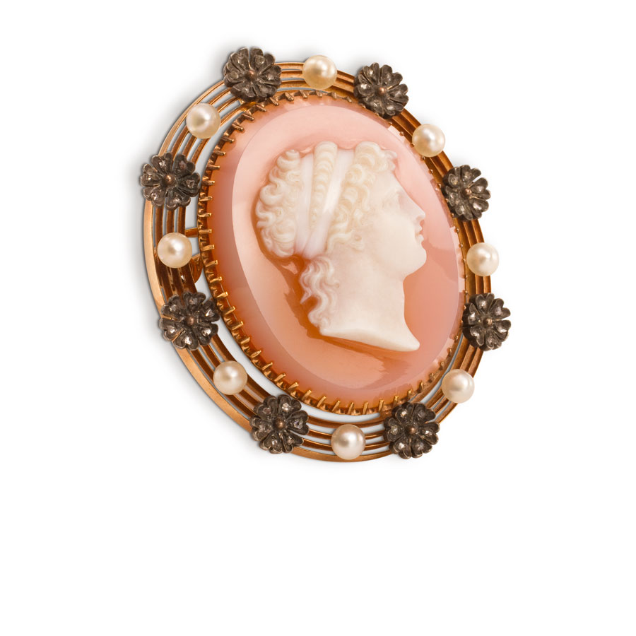 Antiguo prendedor de oro