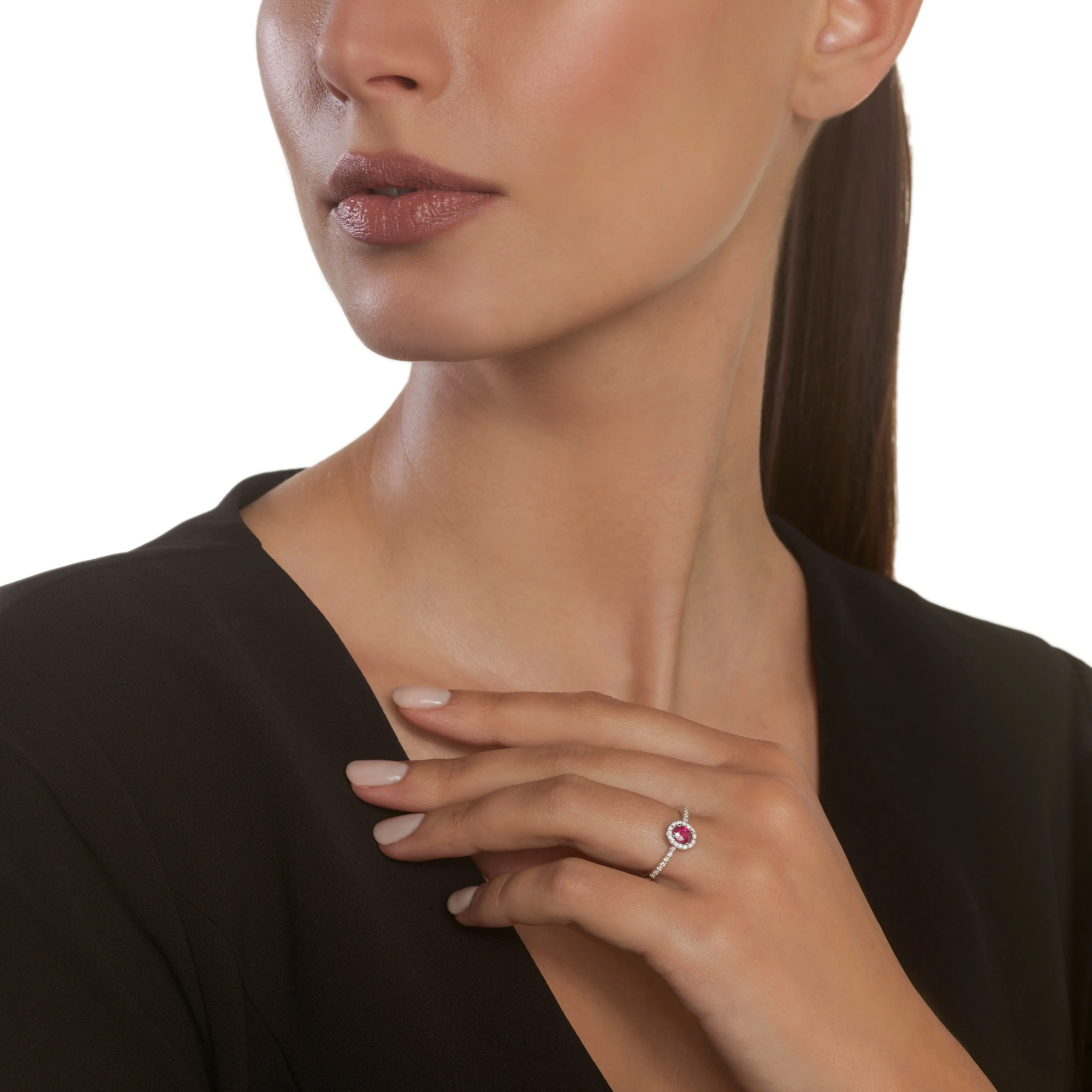 Anillo de oro blanco con brillantes y rubi - imagen 3